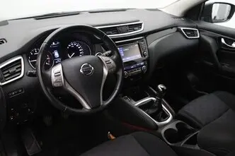 Nissan Qashqai, 1.6, 120 kW, petrol, manual, front-wheel drive