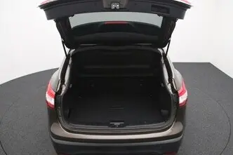 Nissan Qashqai, 1.6, 120 kW, petrol, manual, front-wheel drive