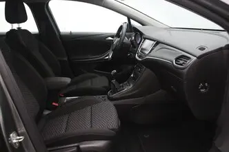 Opel Astra, 1.6, 81 kW, diesel, manual, front-wheel drive