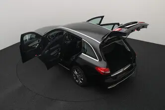 Mercedes-Benz C 180, 1.6, 85 kW, diesel, automatic, rear-wheel drive