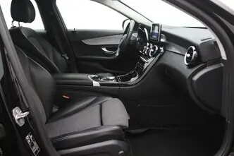 Mercedes-Benz C 180, 1.6, 85 kW, diesel, automatic, rear-wheel drive