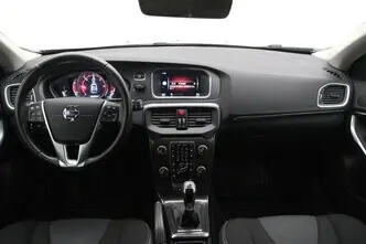 Volvo V40, 2.0, 88 kW, diesel, manual, front-wheel drive