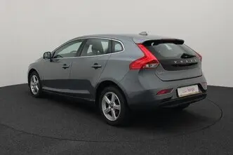 Volvo V40, 2.0, 88 kW, diesel, manual, front-wheel drive