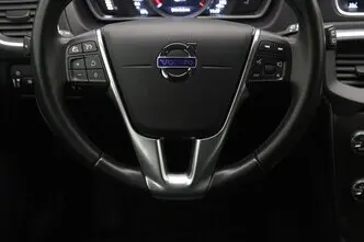 Volvo V40, 2.0, 88 kW, diesel, manual, front-wheel drive