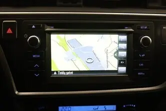 Toyota Auris, 1.8, 73 kW, hybrid, automatic, front-wheel drive