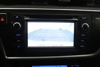 Toyota Auris, 1.8, 73 kW, hybrid, automatic, front-wheel drive