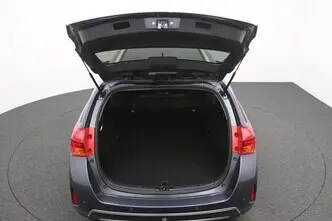 Toyota Auris, 1.8, 73 kW, hybrid, automatic, front-wheel drive