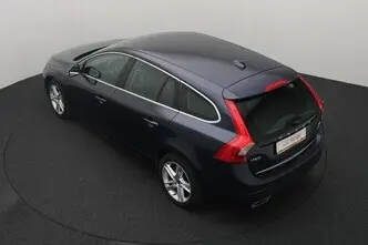 Volvo V60, 2.4, 158 kW, plug-in hybrid, automatic, four-wheel drive