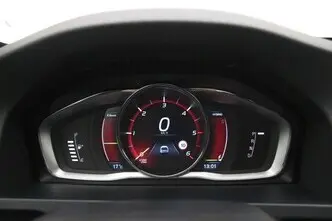 Volvo V60, 2.4, 158 kW, plug-in hybrid, automatic, four-wheel drive