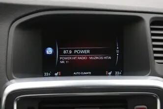 Volvo V60, 2.4, 158 kW, plug-in hybrid, automatic, four-wheel drive