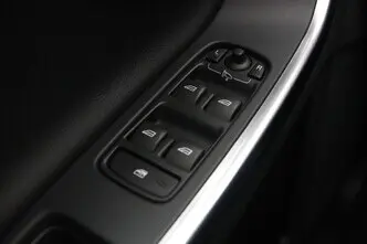 Volvo V60, 2.4, 158 kW, plug-in hybrid, automatic, four-wheel drive