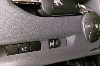 Peugeot Expert, 2.0, 106 kW, дизель, автомат, передний привод