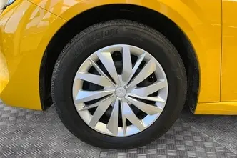 Peugeot 208, 1.2, 55 kW, bensiin, manuaal, esivedu