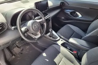 Toyota Yaris Cross, 1.5, 68 kW, hybrid, automatic, front-wheel drive