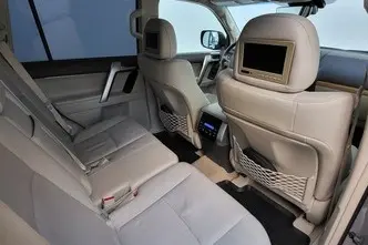 Toyota Land Cruiser, 2.8, 150 kW, дизель, автомат, полный привод