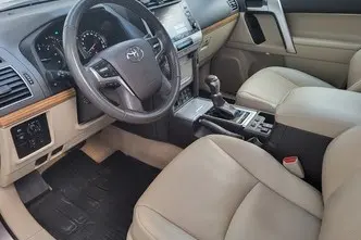 Toyota Land Cruiser, 2.8, 150 kW, дизель, автомат, полный привод