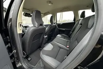 Volvo XC60, 2.0, 120 kW, diisel, manuaal, esivedu