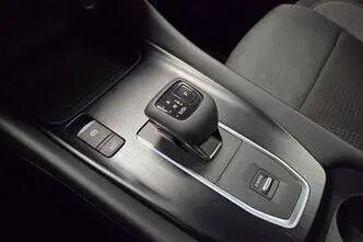 Nissan Qashqai, 1.3, 116 kW, гибрид, автомат, передний привод