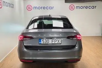 Škoda Superb, 1.5, 110 kW, hybrid, automatic, front-wheel drive