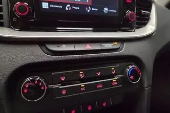 Kia cee'd / Ceed, 1.5, 117.5 kW, бензин, автомат, передний привод