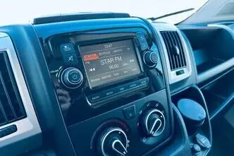 Peugeot Boxer, 2.2, 103 kW, diesel, manual, front-wheel drive