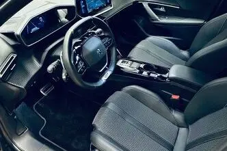 Peugeot 2008, 1.2, 96 kW, бензин, автомат, передний привод