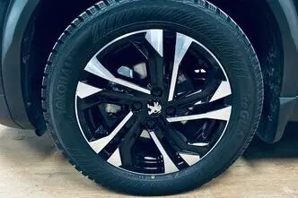 Peugeot 2008, 1.2, 96 kW, бензин, автомат, передний привод