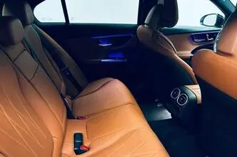 Mercedes-Benz C 200, 2.0, 120 kW, hybrid, automatic, rear-wheel drive