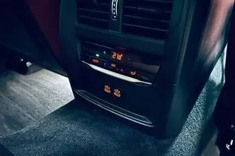 BMW 330, 2.0, 135 kW, подключаемый гибрид, автомат, полный привод