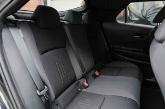 Toyota C-HR, 1.8, 72 kW, hybrid, automatic, front-wheel drive