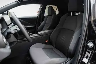 Toyota C-HR, 1.8, 72 kW, hybrid, automatic, front-wheel drive