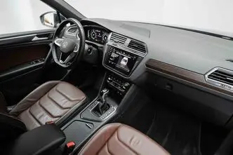 Volkswagen Tiguan, 1.4, 151 kW, plug-in hybrid, manual