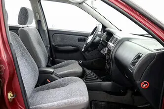 Nissan Almera, 1.4, 64 kW, petrol, manual