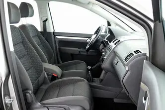 Volkswagen Touran, 1.4, 103 kW, petrol, manual, front-wheel drive