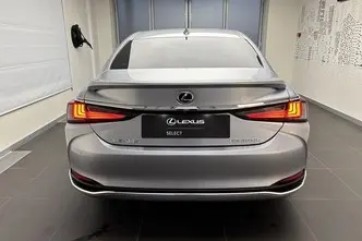 Lexus ES 300, 2.5, 131 kW, hübriid, automaat, esivedu
