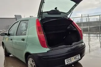 Fiat Punto, 1.2, 44 kW, petrol, manual, front-wheel drive