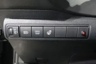 Toyota Corolla, 1.5, 92 kW, бензин, механическая, передний привод