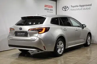 Toyota Corolla, 1.8, 72 kW, hybrid, automatic, front-wheel drive