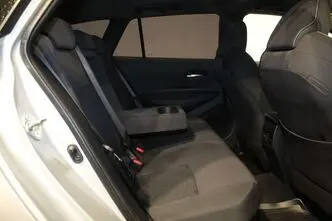 Toyota Corolla, 1.8, 72 kW, hybrid, automatic, front-wheel drive