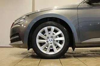 Škoda Superb, 2.0, 110 kW, diesel, automatic, front-wheel drive