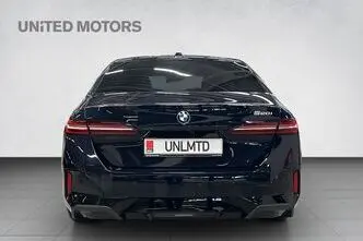 BMW 520, 140 kW, petrol, automatic, rear-wheel drive