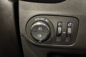 Opel Crossland X, 1.2, 81 kW, bensiin, automaat, esivedu