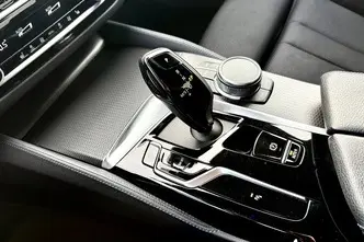 BMW 520, 2.0, 140 kW, hübriid, automaat, nelikvedu