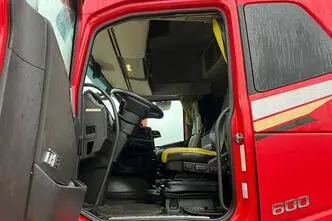 Volvo FH 16 600 8x4/4, 16.1, 441 kW, diisel