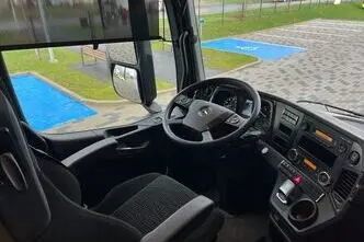 Mercedes-Benz Actros, 12.8, 330 kW, diesel, rear-wheel drive