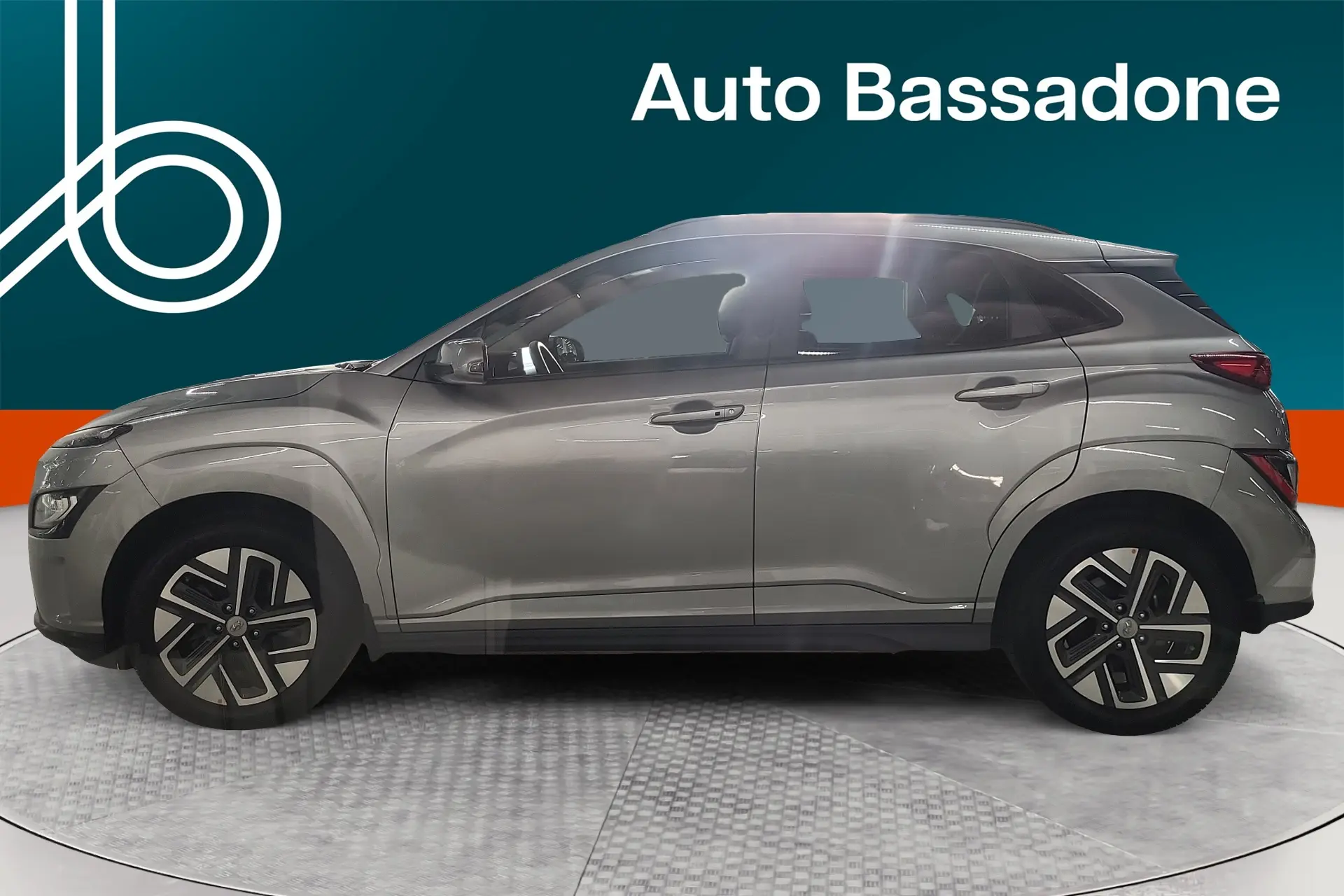 Hyundai Kona, 100 kW, elekter, automaat, esivedu