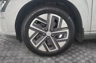 Hyundai Kona, 100 kW, elekter, automaat, esivedu