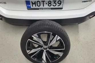 Peugeot 308, 1.6, 132 kW, pistikhübriid, automaat, esivedu