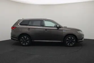 Mitsubishi Outlander, 2.0, 89 kW, pistikhübriid, automaat, nelikvedu