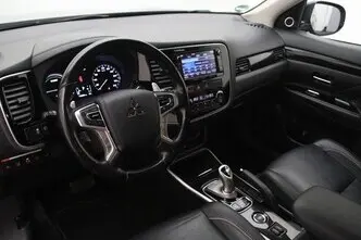 Mitsubishi Outlander, 2.0, 89 kW, pistikhübriid, automaat, nelikvedu
